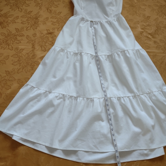 New 🎀 Petal & Pup halter tiered dress back cutout - Picture 5 of 12